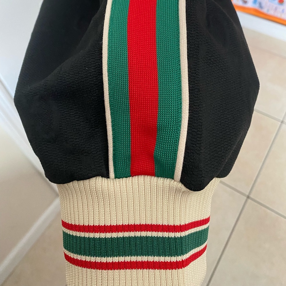 Authentic Gucci Men’s XL sweat suit